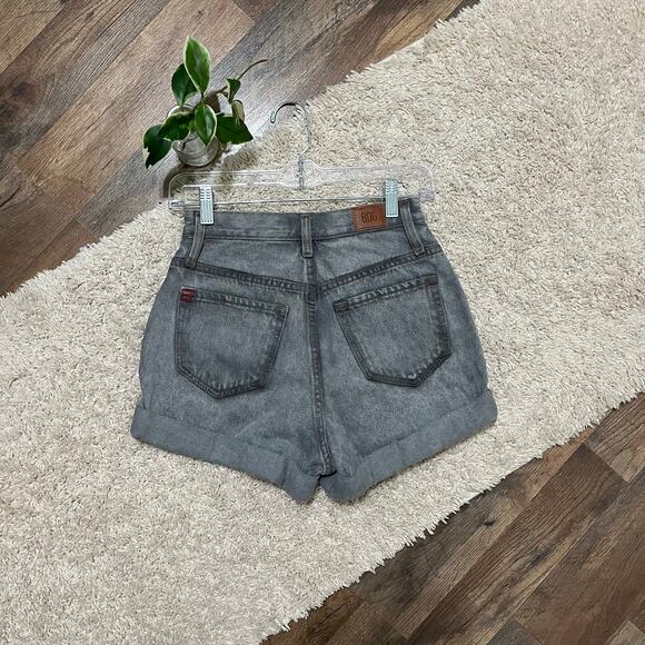 Urban Outfitters BDG 25 Retro Edgy Gray Stone Wash Cuffed High Rise Mom Shorts - Picture 2 of 4